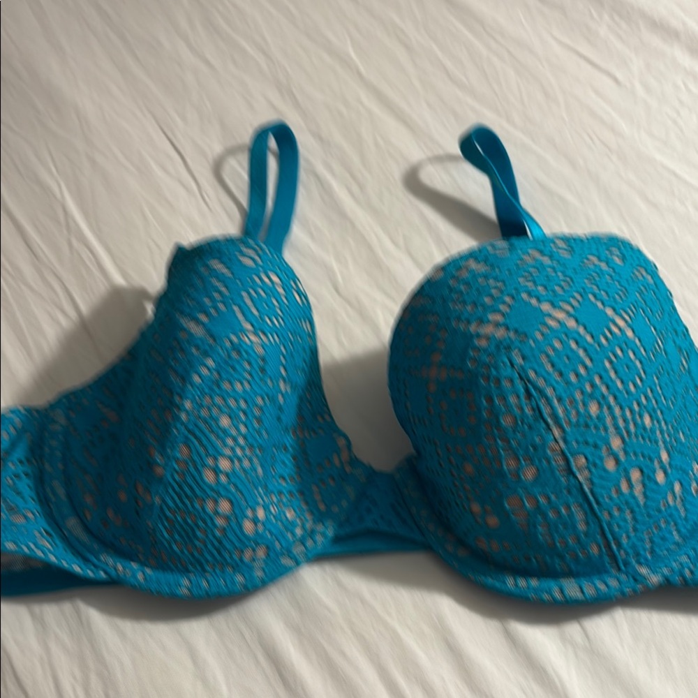 Victoria's Secret Blue Lace Underwire Bra